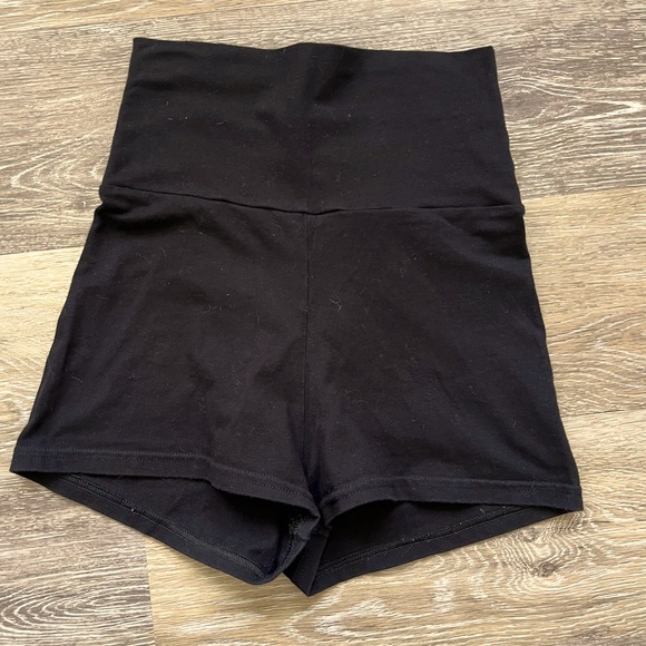 BLACK American Apparel high waist booty shorts, XS vintage 2005 made in USA - Picture 1 of 6